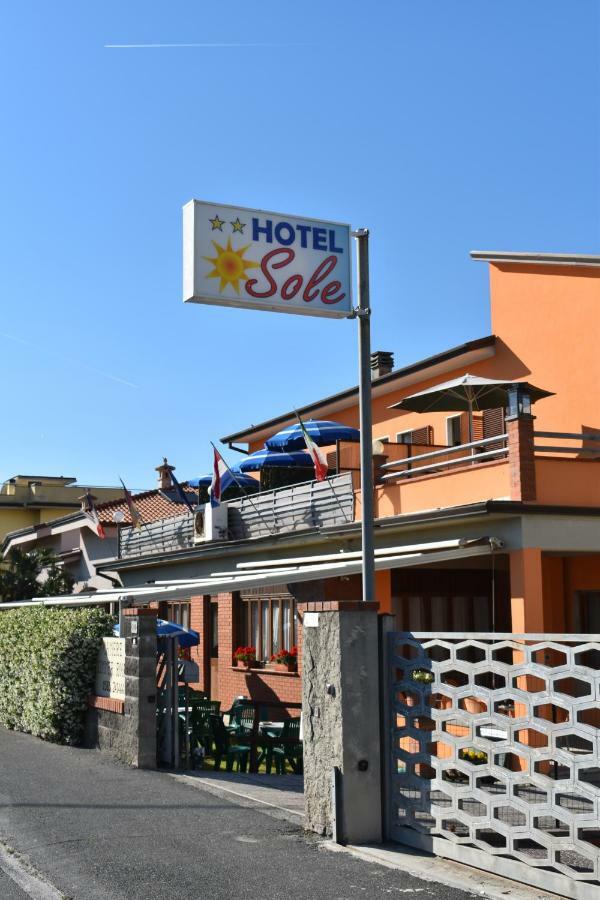 Hotel Sole Marina di Massa Buitenkant foto